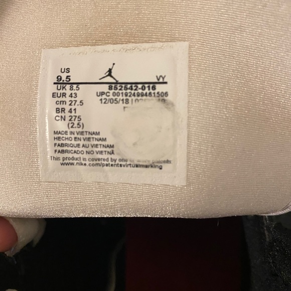 Men’s Nike Air Jordan’s Retro Ones - Picture 11 of 12
